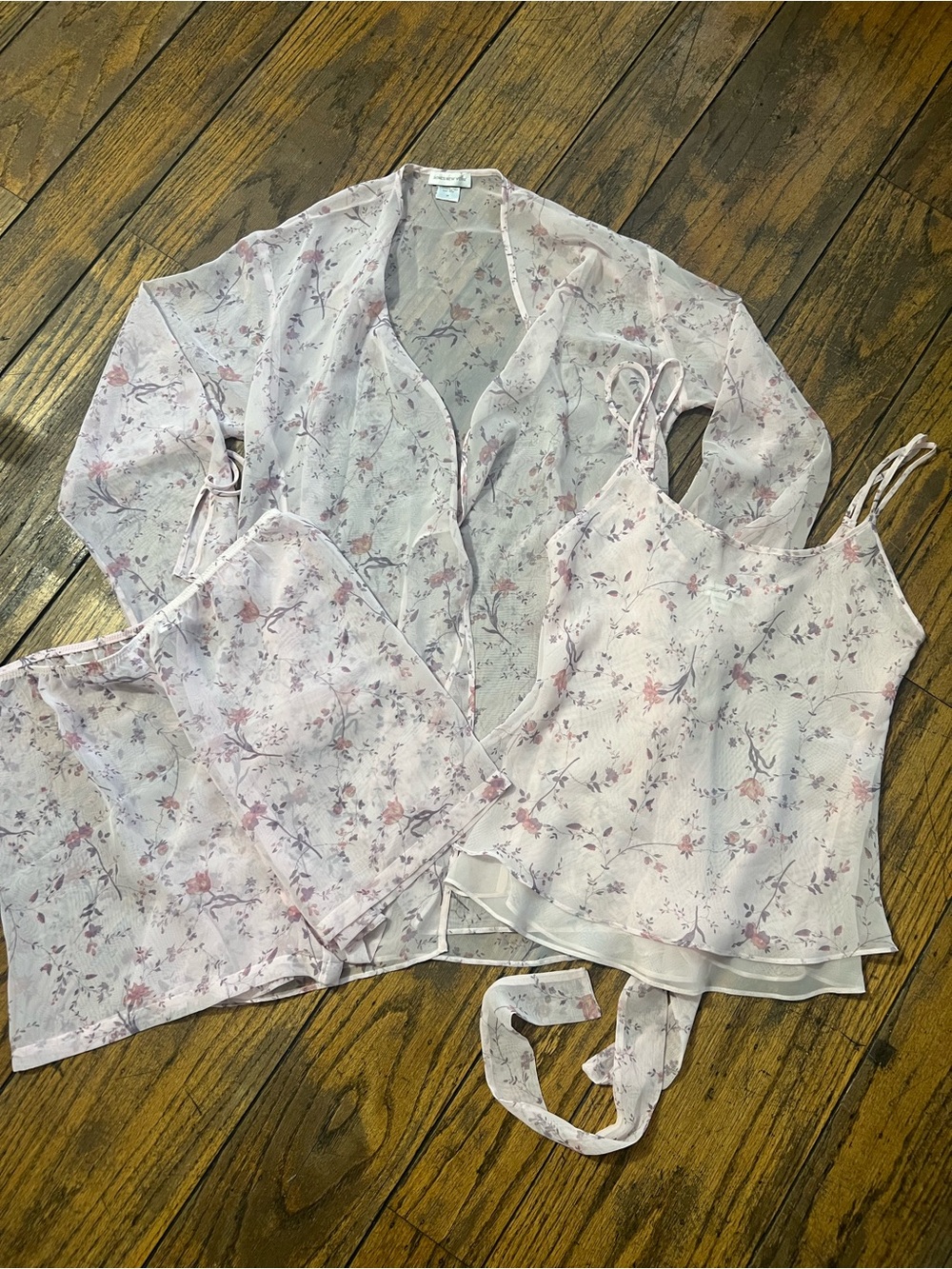 Jones New York Sheer Floral Slip in Light Pink and Lavender